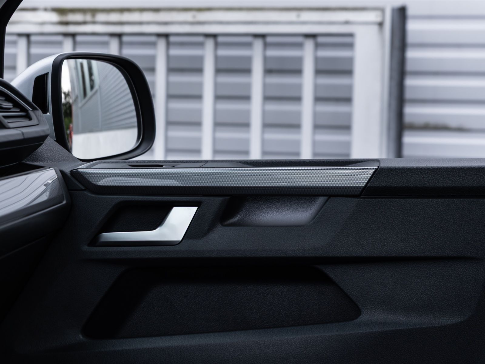 Volkswagen T6 Multivan - Samsaru's Car Outlet