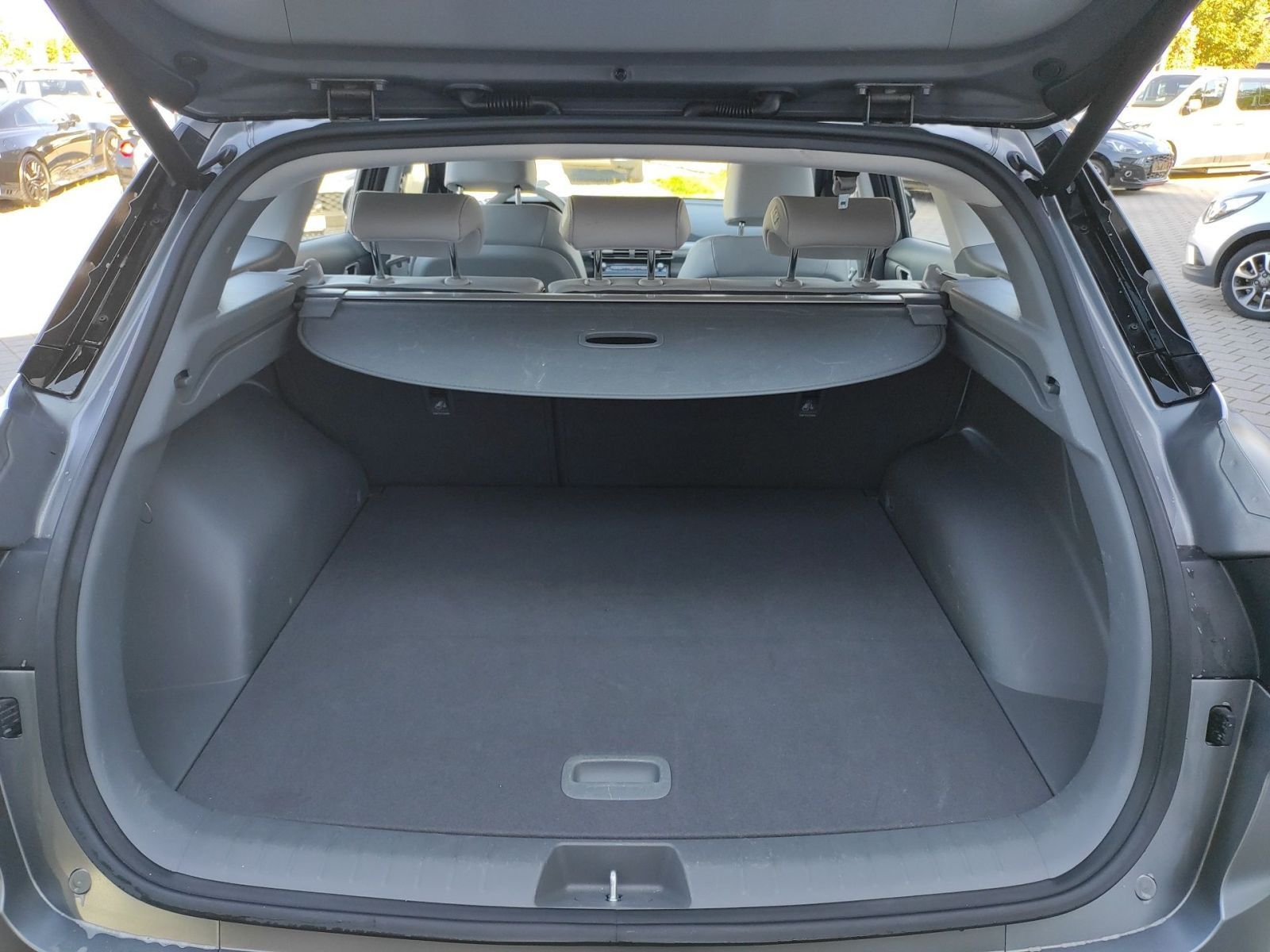 Hyundai NEXO Basis - Samsaru's Car Outlet