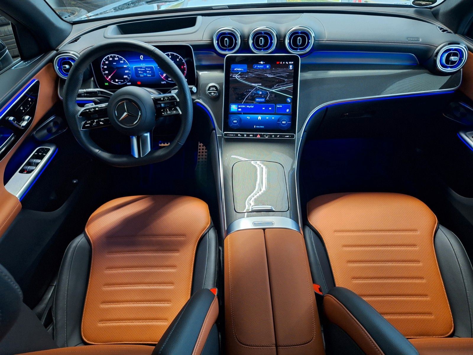 Mercedes-Benz GLC 450d 4M AMG/Pano/HeadUp/Standh/BiColor/AHK
