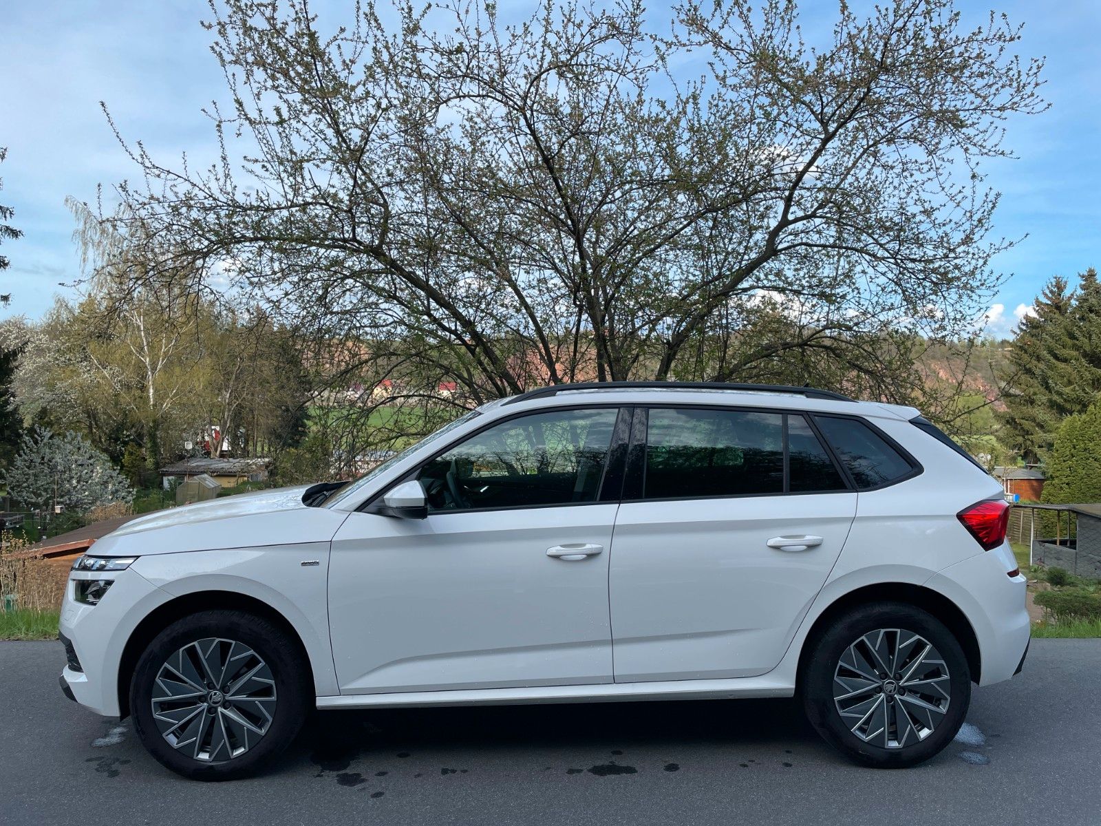 Skoda Kamiq Tour 1.0 TSI - Samsaru's Car Outlet