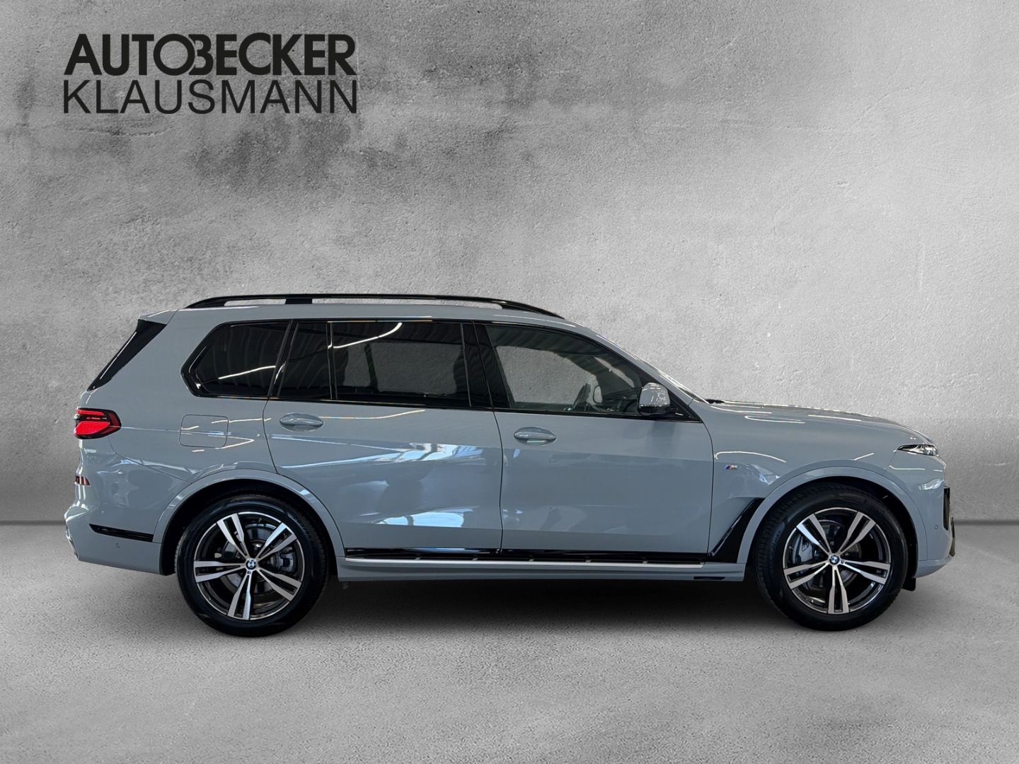 BMW X7 xDrive40d M Sport 21''LC PROF AHK PANO STAND-