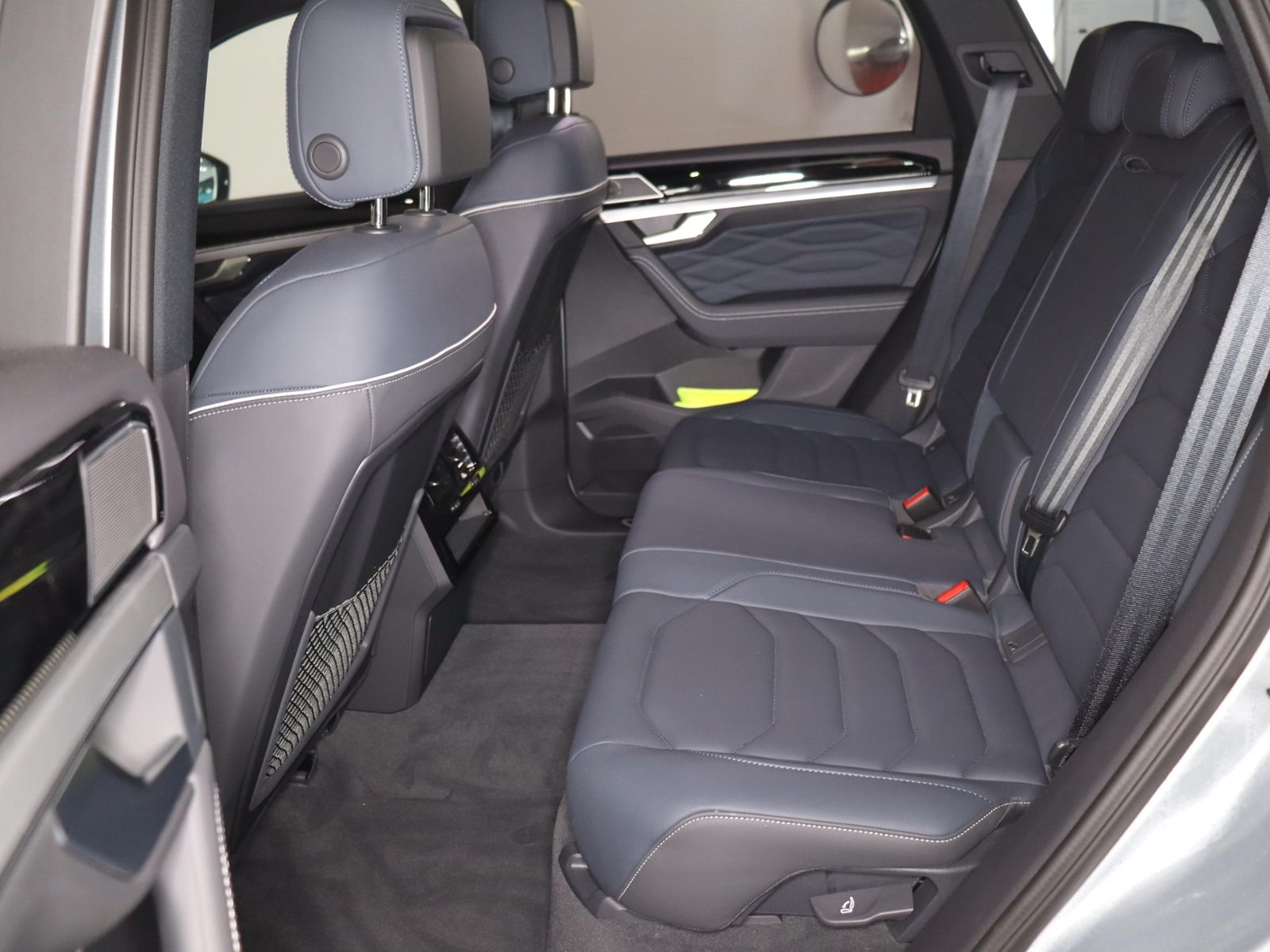 Volkswagen Touareg R-Line Black Style 3.0TSI 559,-ohne Anza