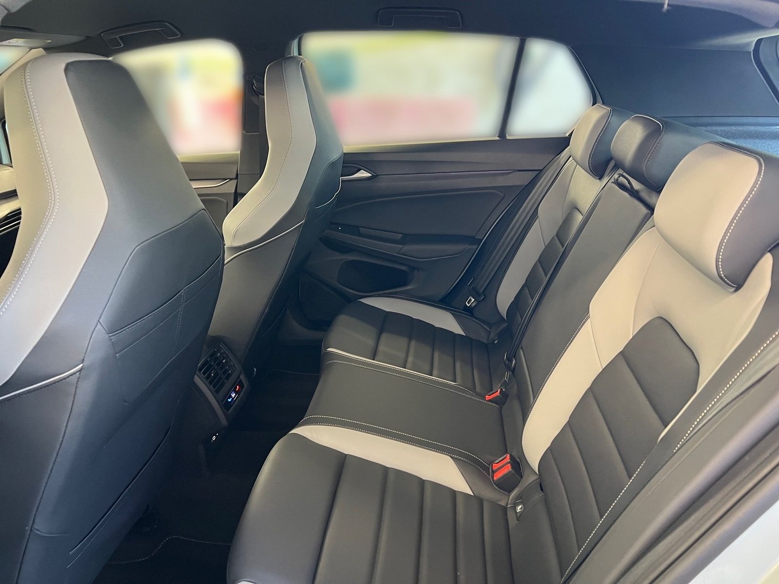 Volkswagen Golf GTE *AHK*360° CAM*DCC*MATRIX*BLACKSTYLE*