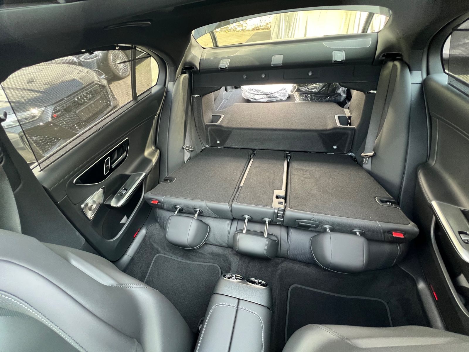 Mercedes-Benz C 63 S AMG - Samsaru's Car Outlet