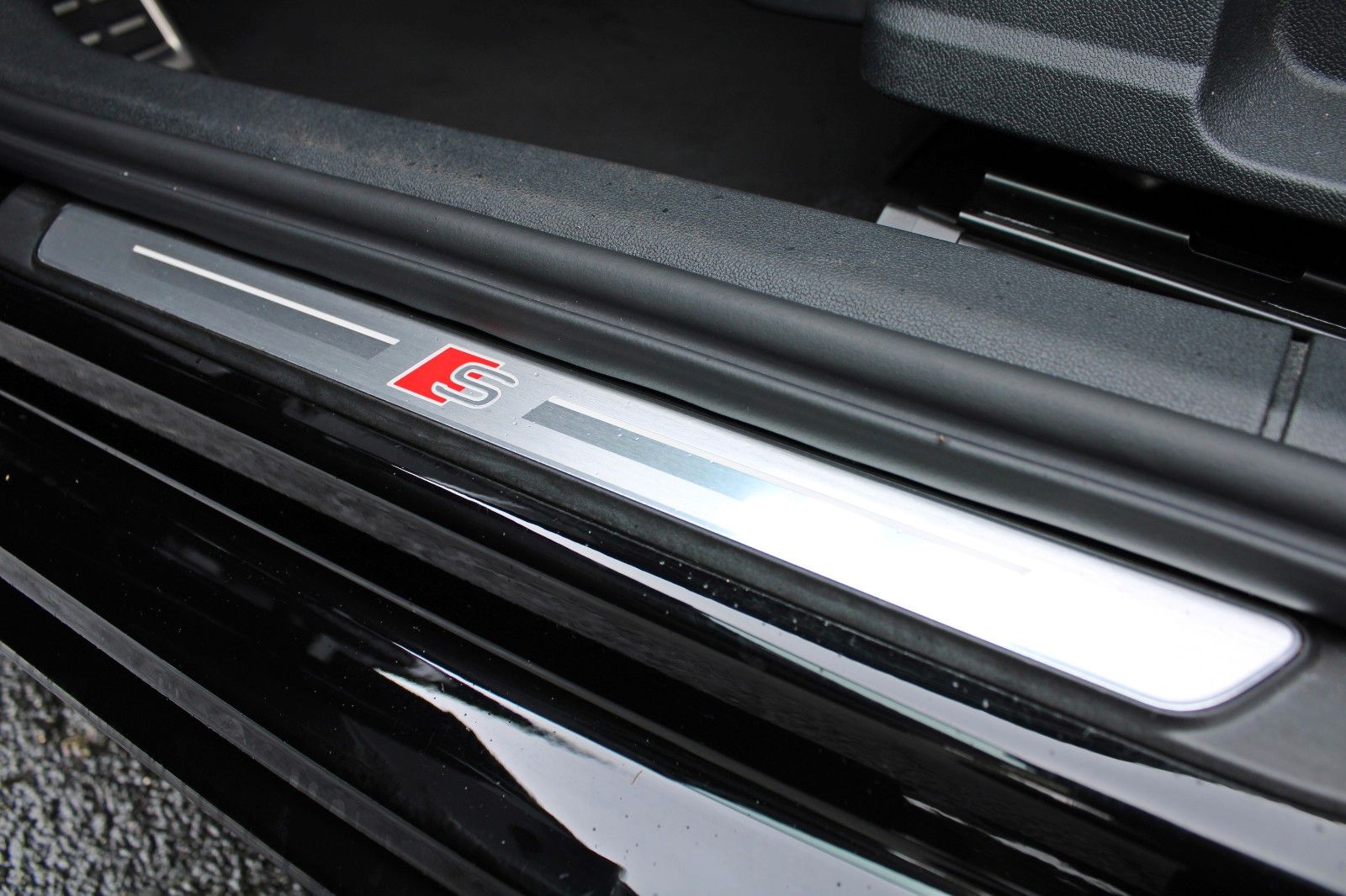 Audi A3 Sportback 40TFSIe S-tronic S LINE LED PARKEN