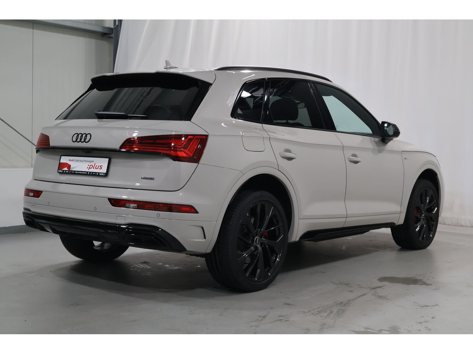 Audi Q5 40 TDI quattro S line AHK*RFK*ACC