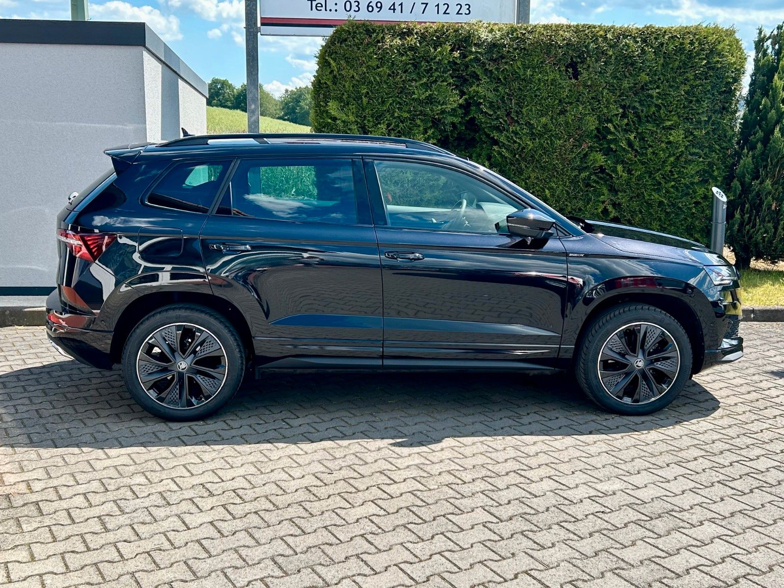 Skoda Karoq FL 1.5 DSG Sportline AHK 1.5Assist+ 5JGara