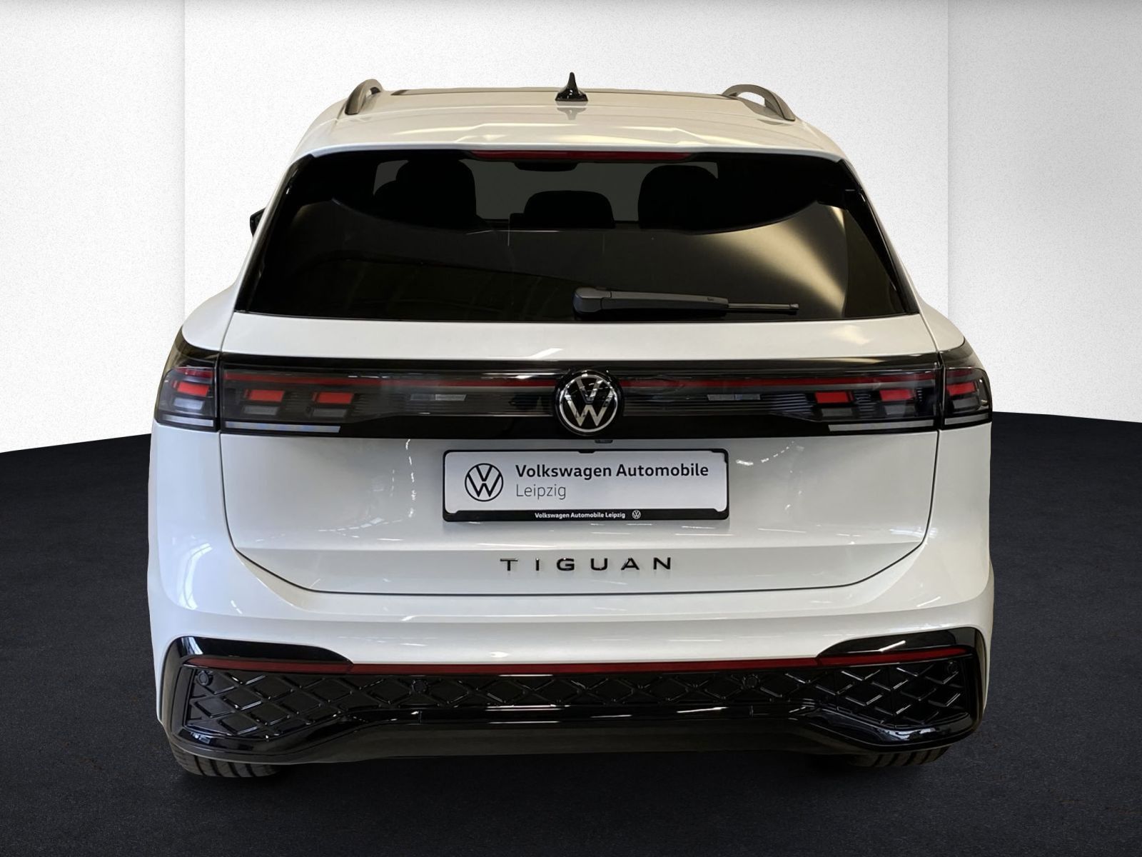 Volkswagen Tiguan R-Line 1.5 l eHybrid 200 kW AHK*PSD*SOUND