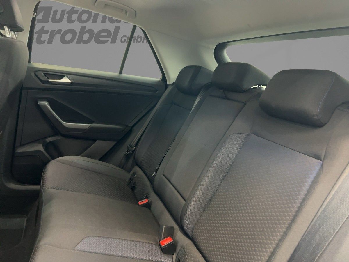 Volkswagen T-Roc 1.5 TSI DSG R-Line - Samsaru's Car Outlet