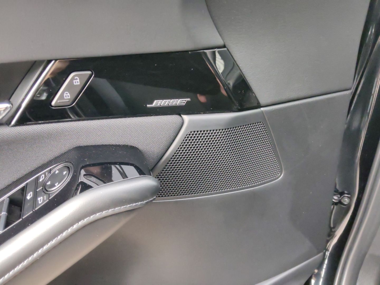 Mazda CX-30 Exclusive-Line 2.0 HUD Navi Soundsystem Bo