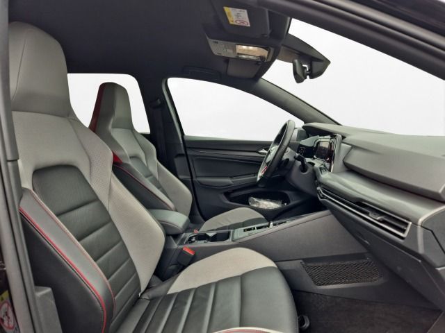 Volkswagen Golf VIII GTI 2.0 TSI DSG Navi Head-Up Leder Mat