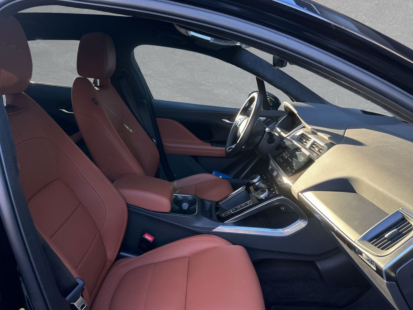 Jaguar I-Pace EV400 AWD R-DYNAMIC HSE Winterpaket