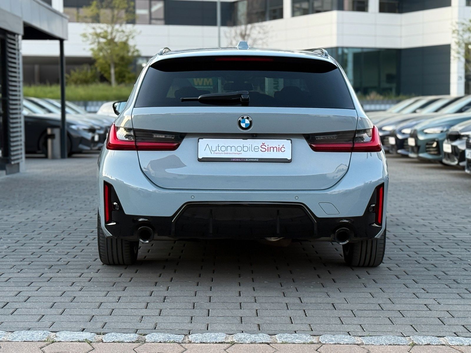 BMW 320d xD M Sport AHK HuD 360° hifi ACC