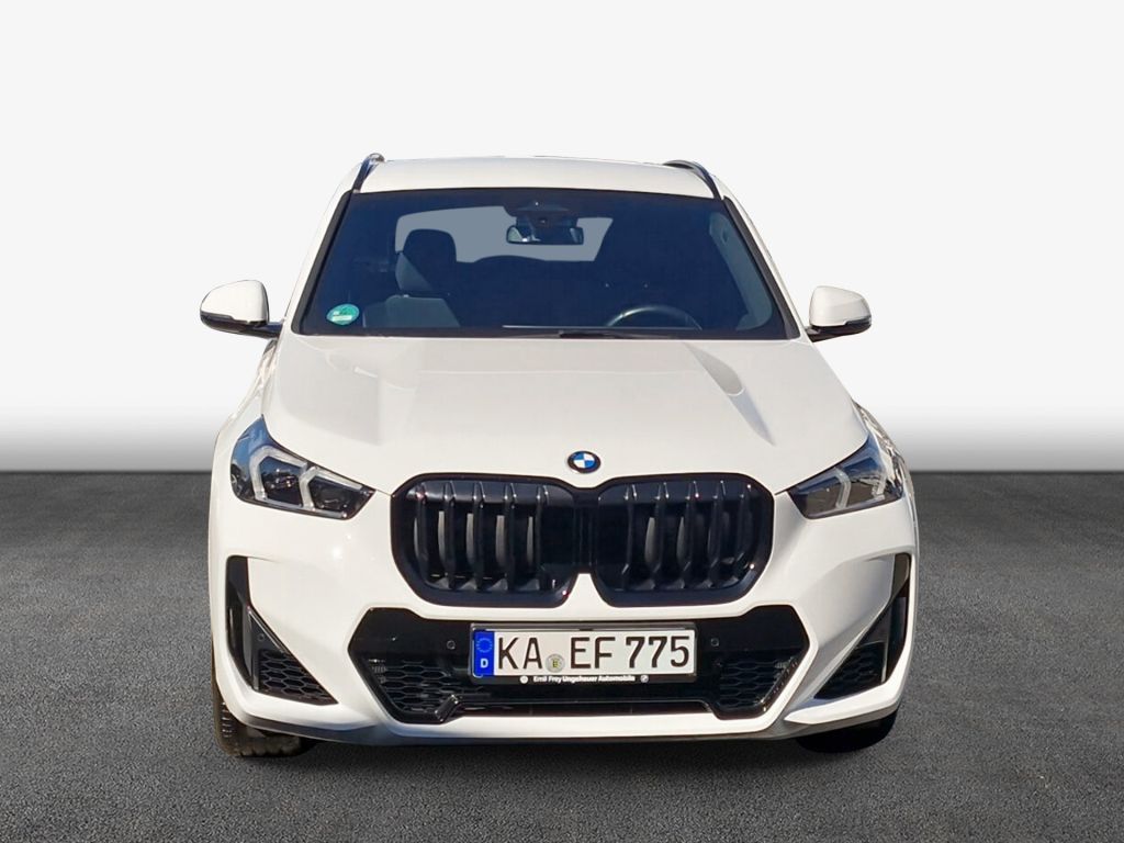BMW X1 xDrive23i M Sportpaket - Samsaru's Car Outlet