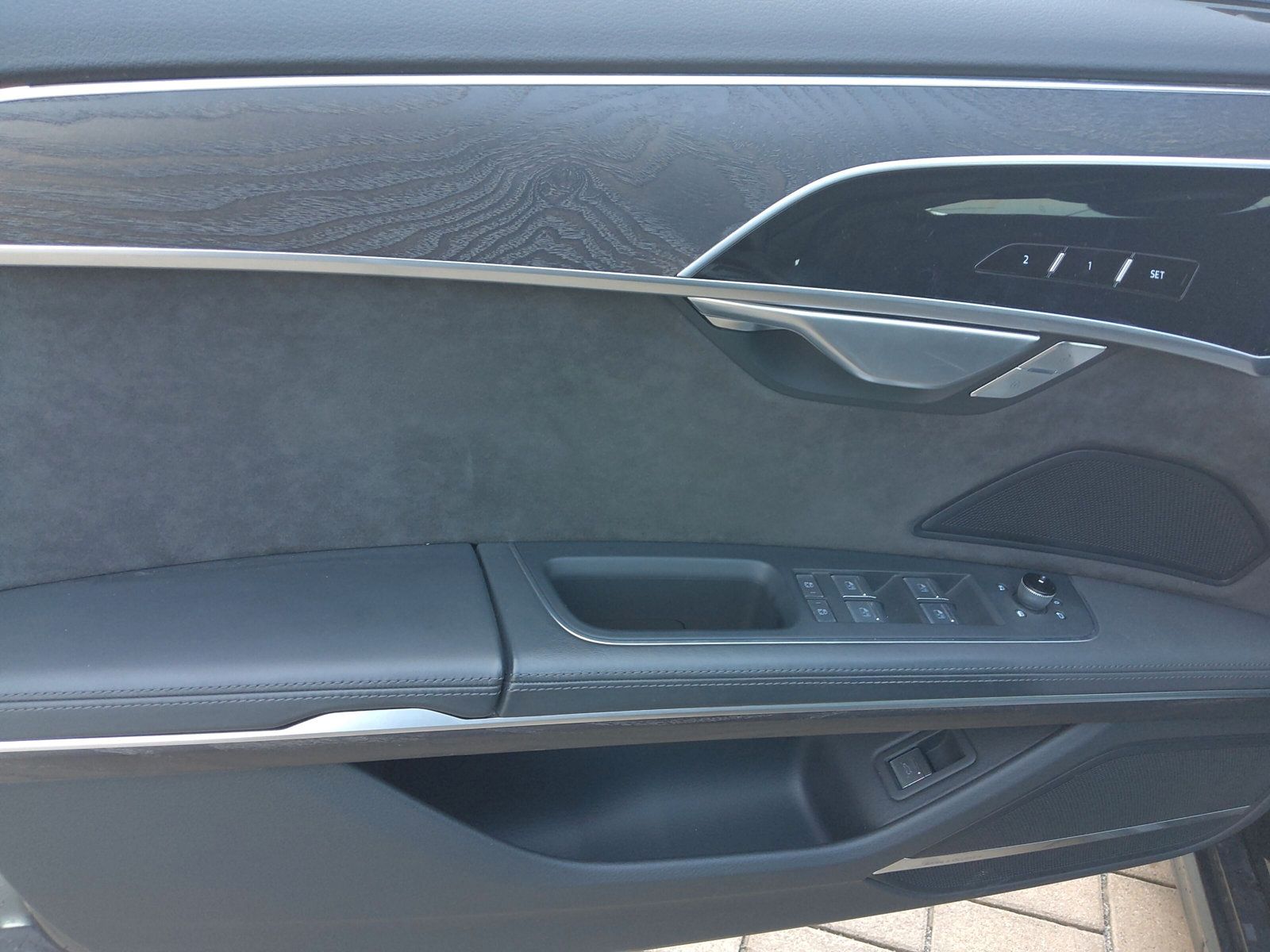 Audi A8 S line 50 TDI Black - Samsaru's Car Outlet