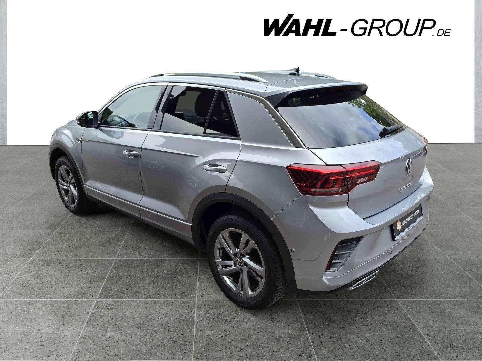 Volkswagen T-Roc 1.5 TSI R-LINE DSG - Samsaru's Car Outlet