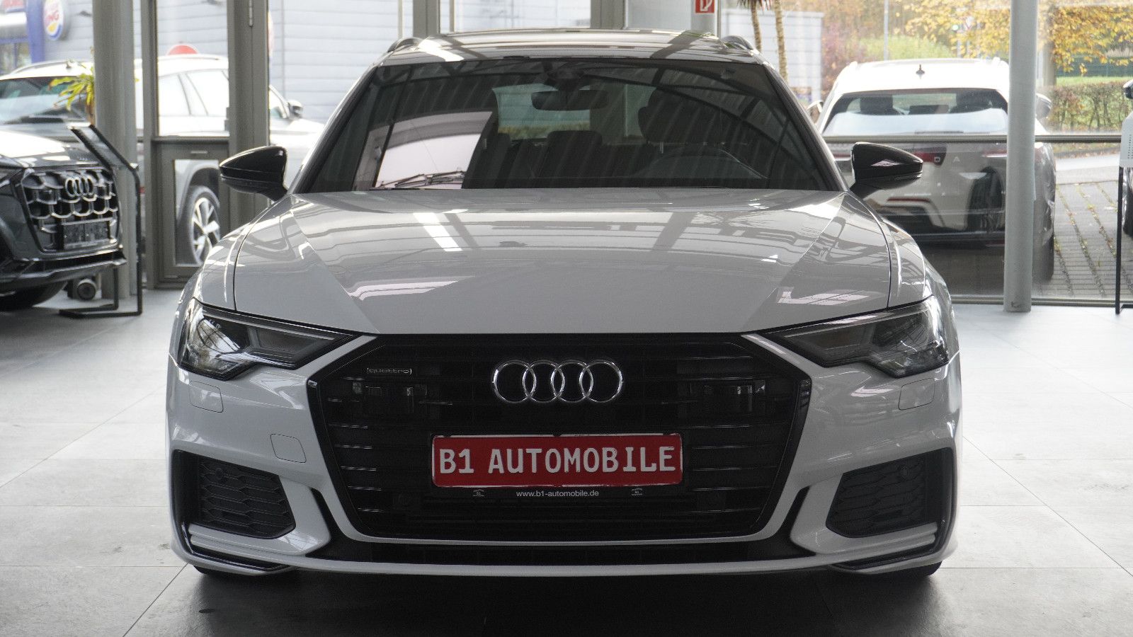 Audi A6 Avant 45 TFSI quattro S line Black Edition - Samsaru's Car Outlet
