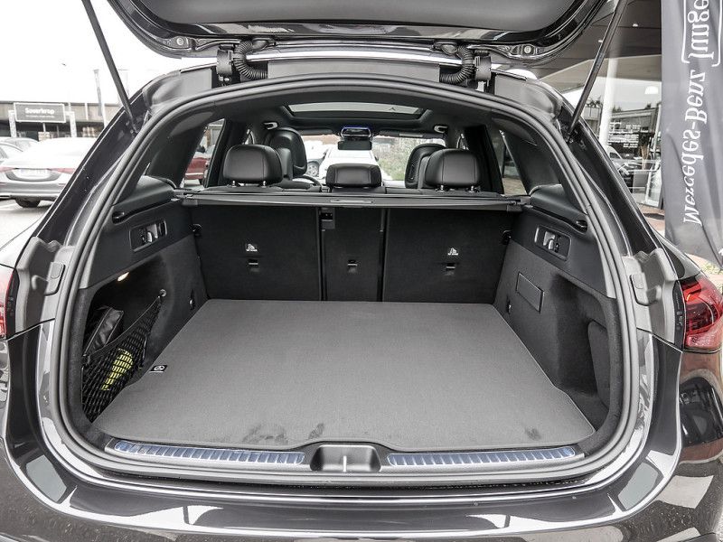 Mercedes-Benz GLC 200 d 4M AMG NIGHT MEMO 360 AHK DISTR KAMERA