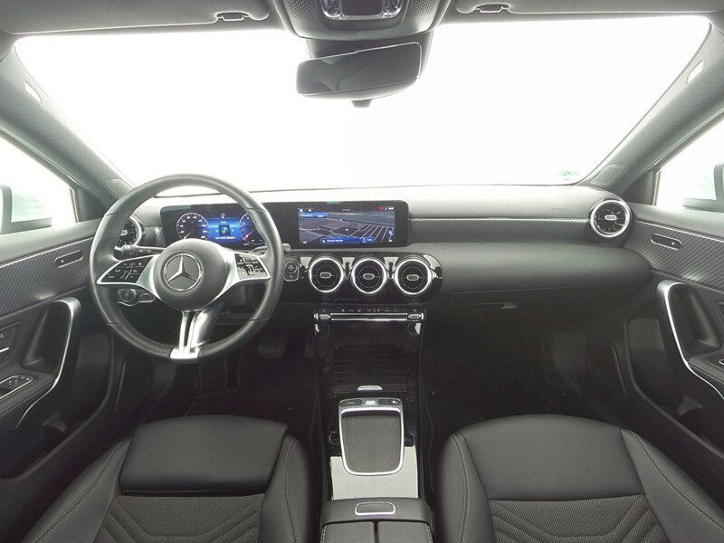 Mercedes-Benz A 180 Progressive - Samsaru's Car Outlet