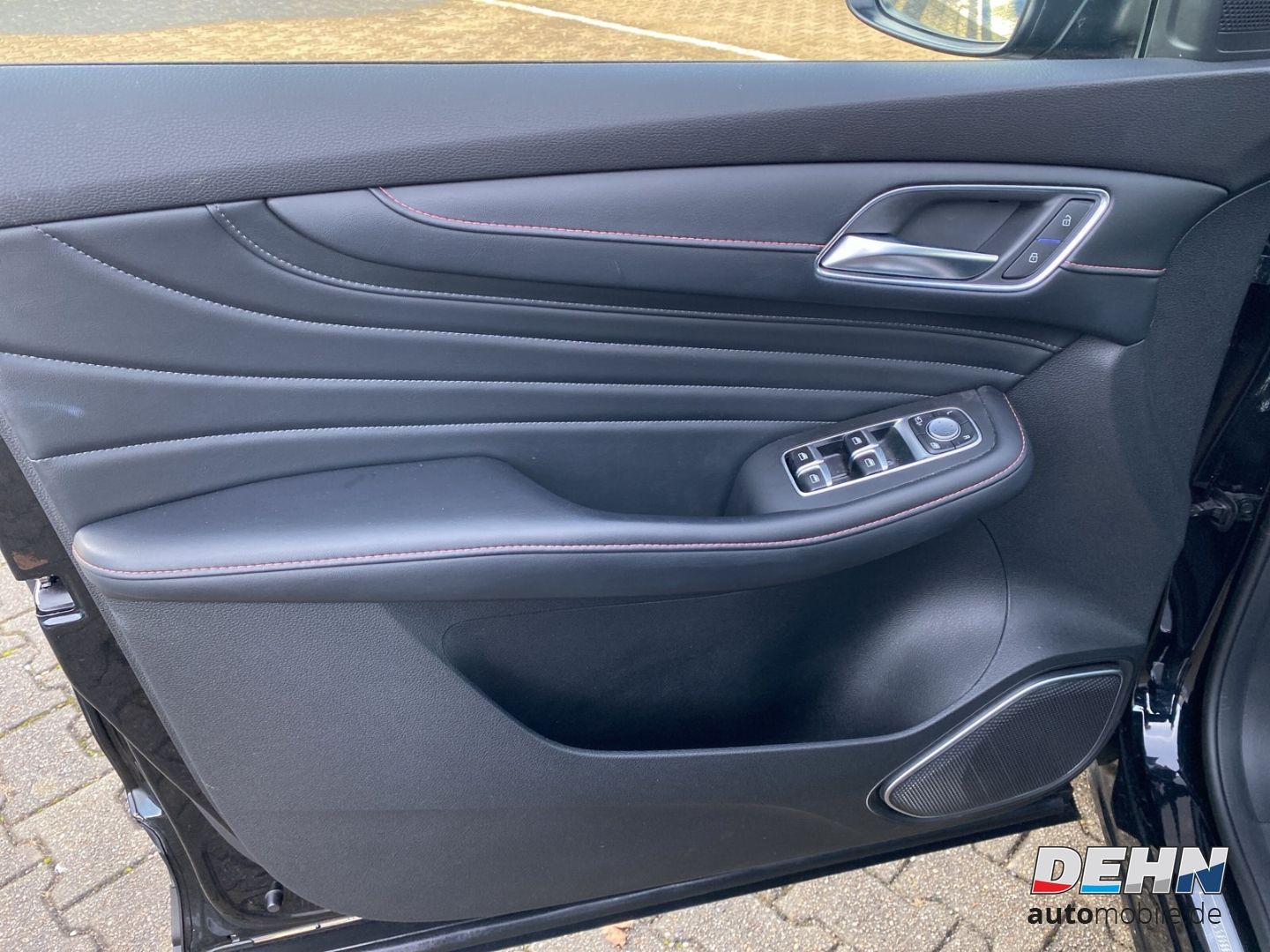 MG EHS PHEV 1.5 T Luxury 360 ACC Panorama Sportsitz