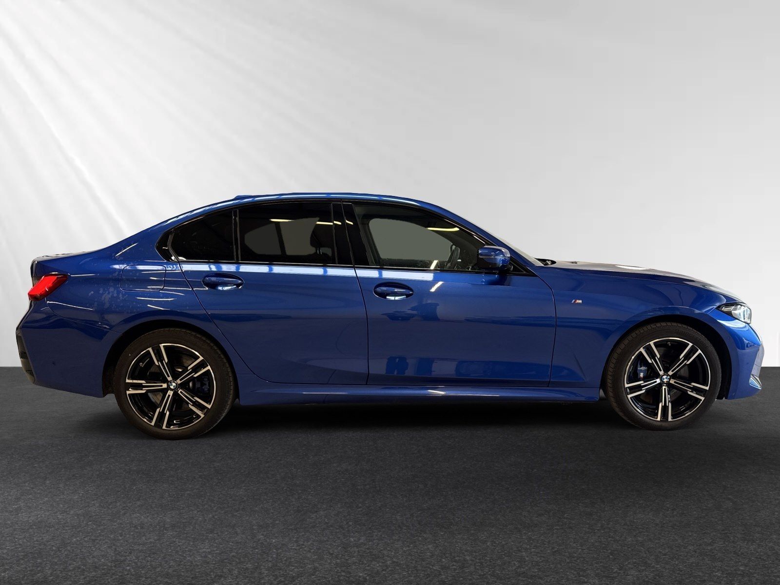 BMW 330e M Sport|Glasdach|Head-Up|H/K