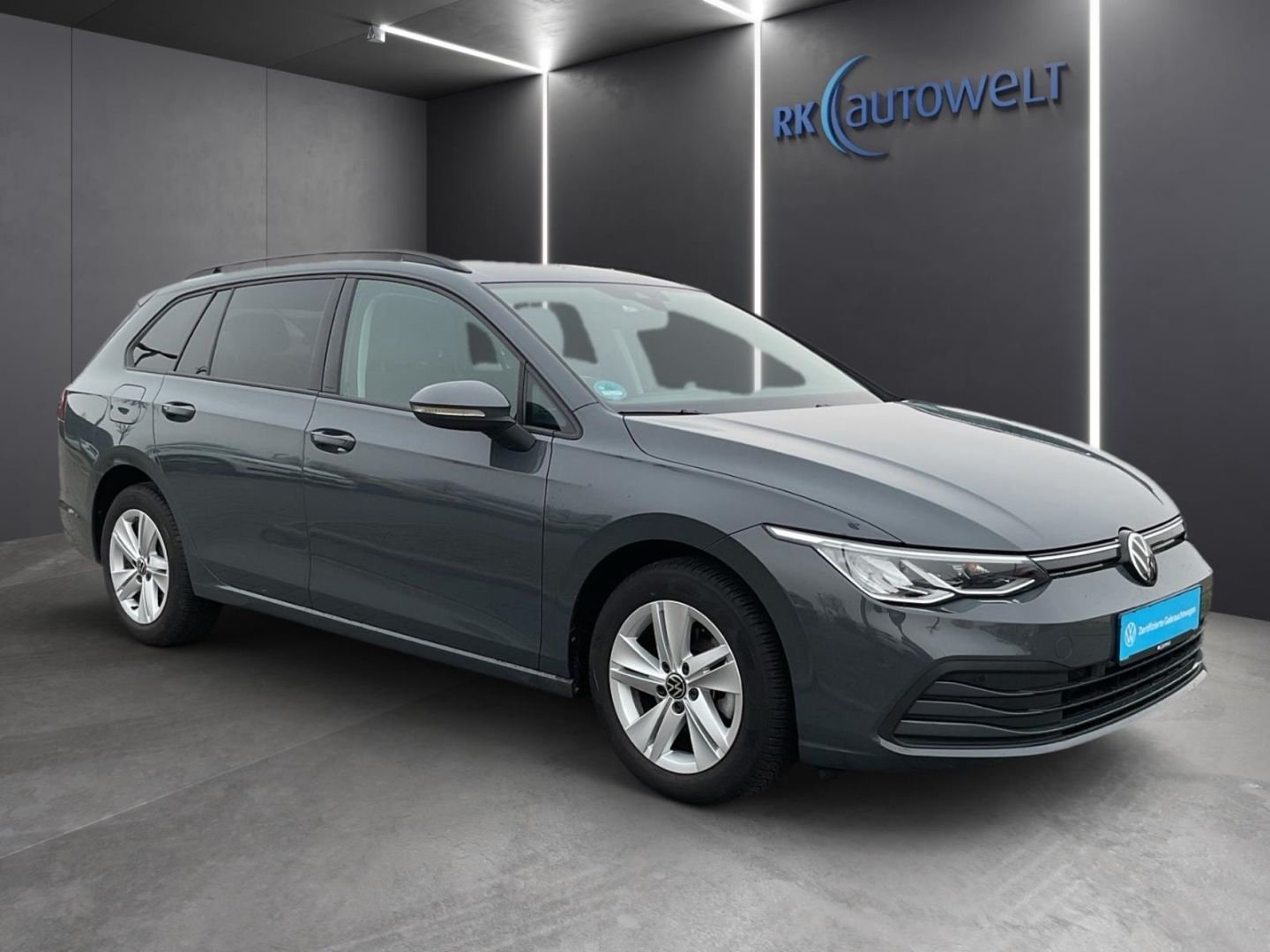 Volkswagen Golf Variant 8 VIII Life 1.0 TSI - Samsaru's Car Outlet