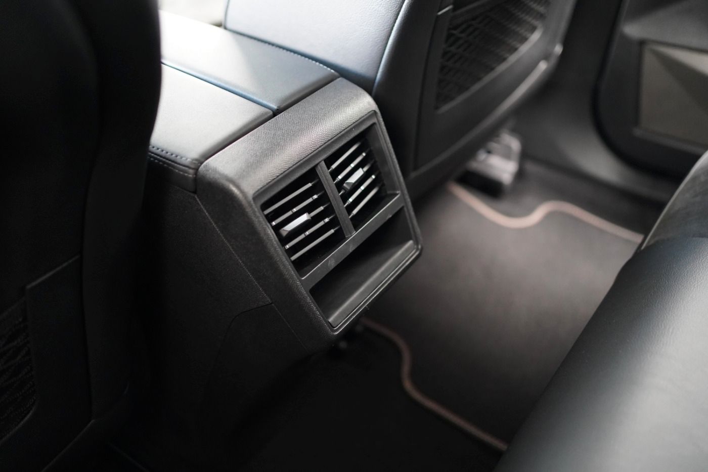 DS Automobiles DS7 Crossback E-Tense 4x4 300 Anhängerkupplung