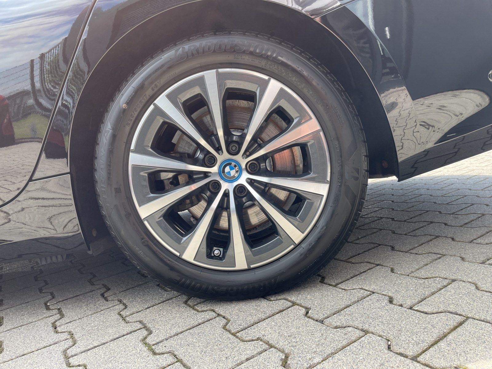 BMW 320e xDrive Touring - Samsaru's Car Outlet