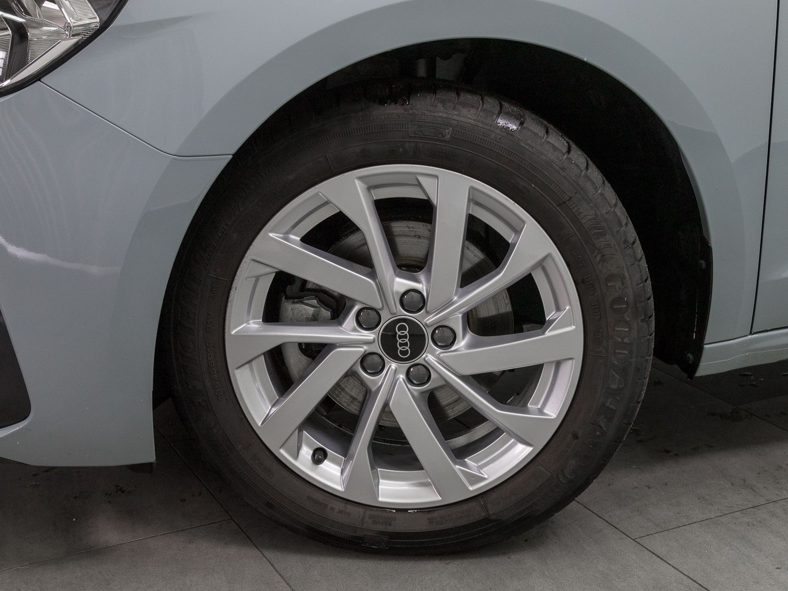 Audi A1 Sportback 30 TFSI ADVANCED - Samsaru's Car Outlet