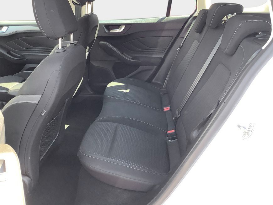 Ford Focus Turnier 1.5 EcoBlue Aut. - Samsaru's Car Outlet