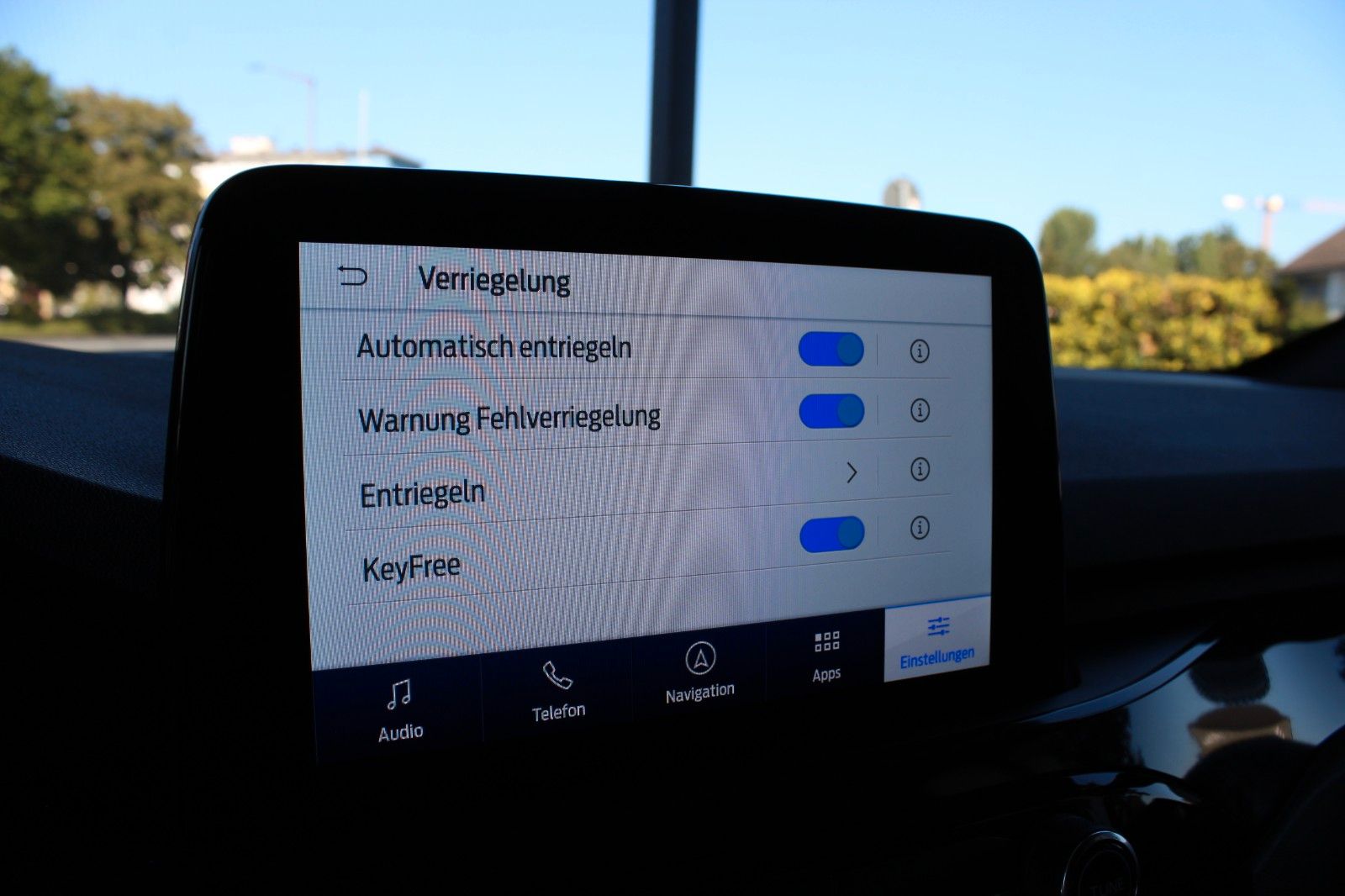 Ford Kuga ST-Line X Plug-In Hybrid - Samsaru's Car Outlet