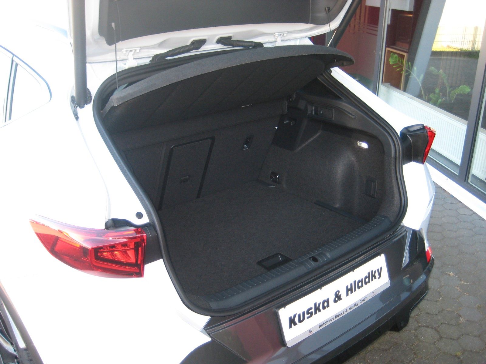 Cupra Formentor 1.5 TSI - Samsaru's Car Outlet