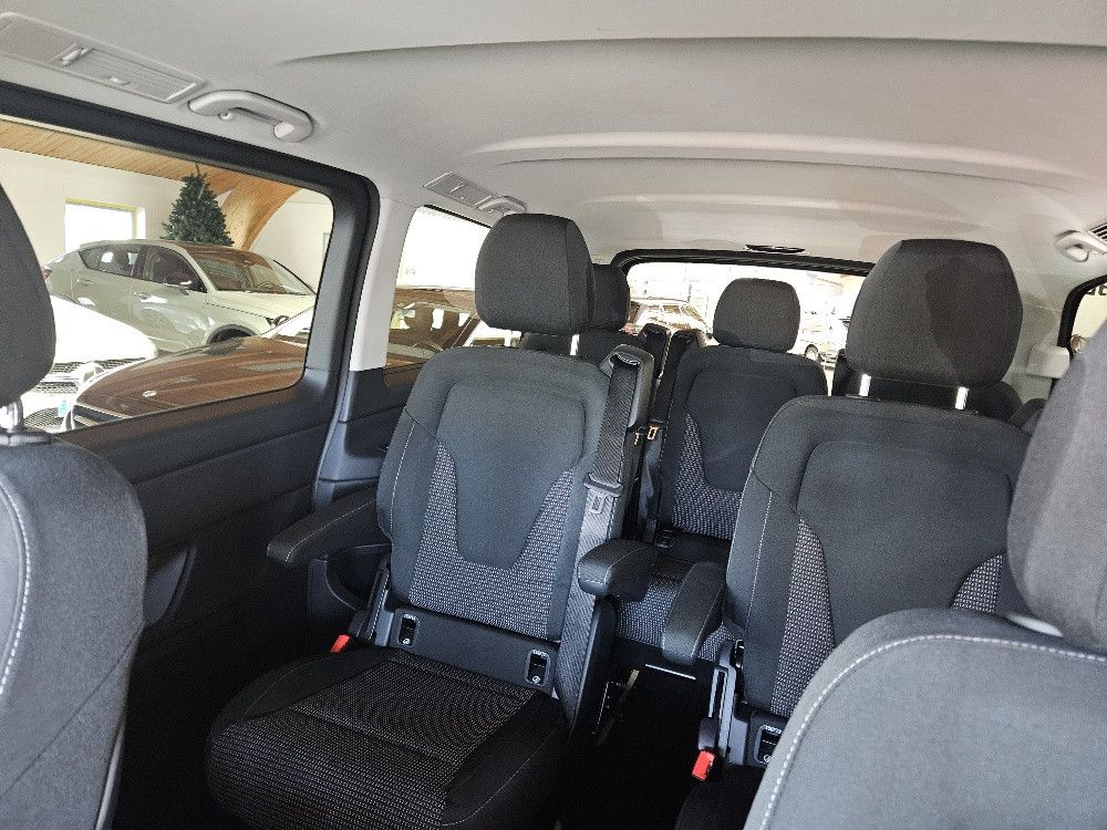 Mercedes-Benz V 300d Lang 4MATIC Edition - Samsaru's Car Outlet