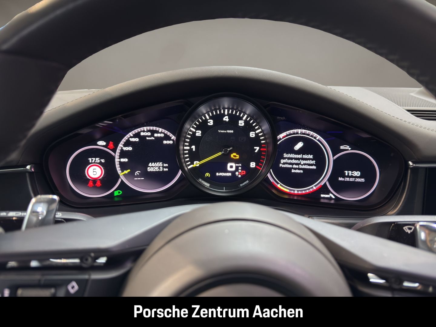 Porsche Panamera 4 E-Hybrid Surround-View Luftfederung