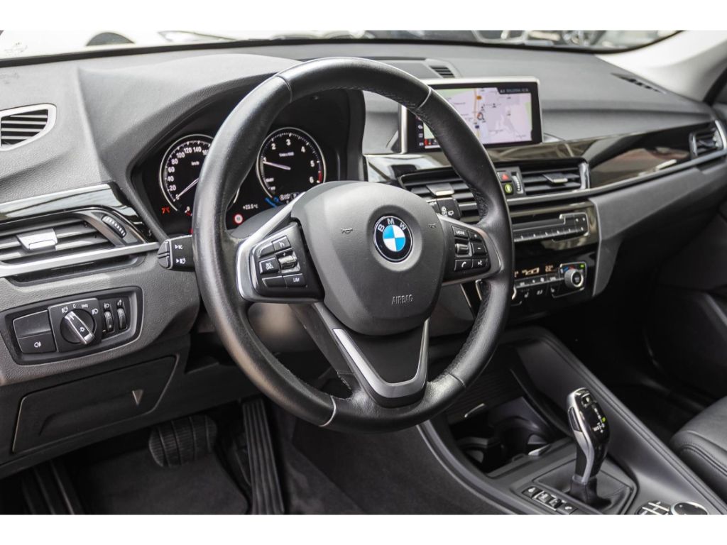 BMW X1 18d - Samsaru's Car Outlet