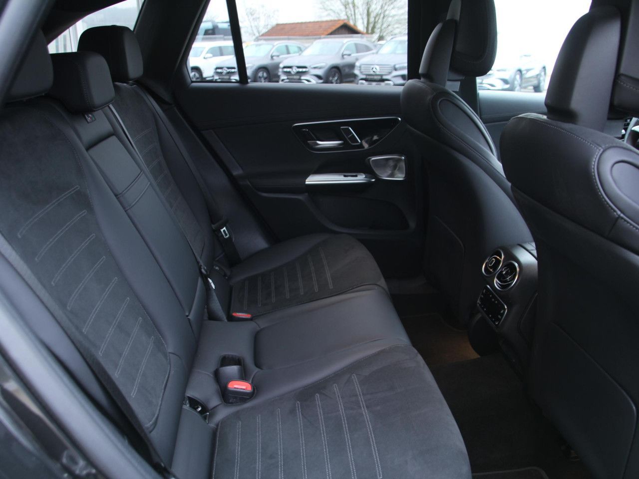 Mercedes-Benz GLC 300 d 4M+AMG+AHK+TECHNIK-P.+360°+HUD