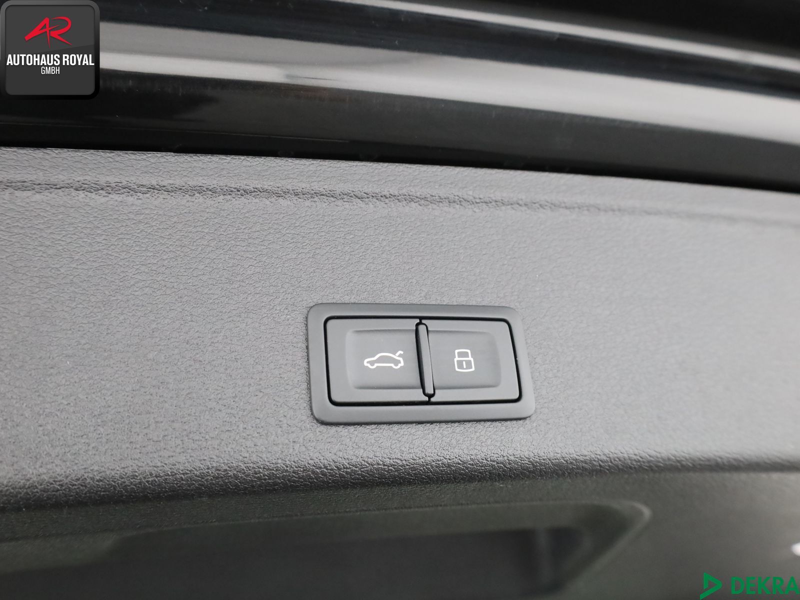 Audi A4 Avant 40 TDI qu S LINE - Samsaru's Car Outlet