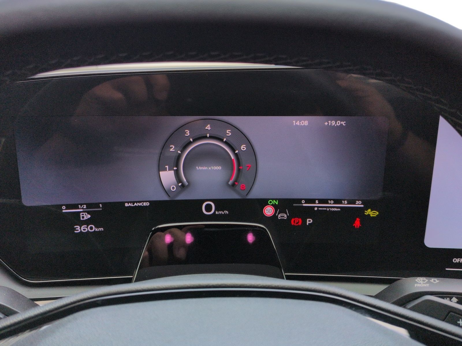 Audi A5 Avant edition one TFSI 150 S line Matrix AHK