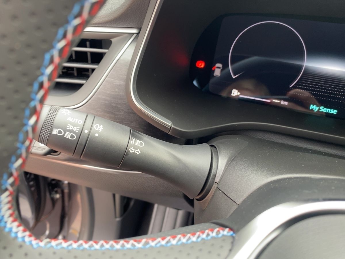 Renault Arkana 1.6 E-TECH 145 Esprit Alpine - Samsaru's Car Outlet