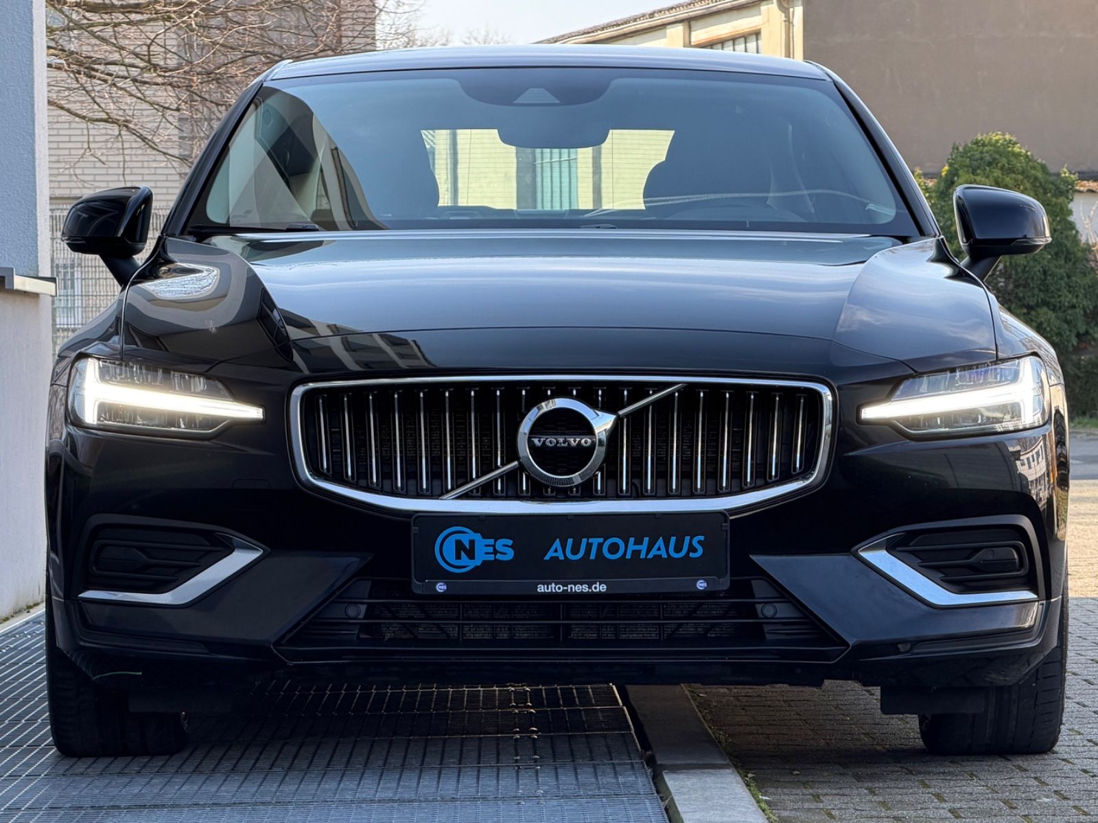 Volvo S60 B4 B INSCRIPTION*LEDER*MEMORY*LED*KEY*NAVI