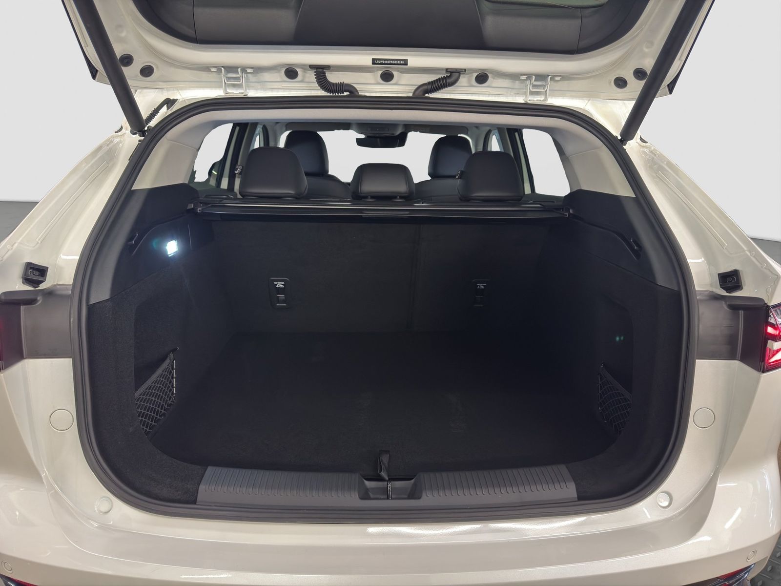 MG HS Luxury 1.5 T PHEV Aut. | LED | ACC | RFK | SH