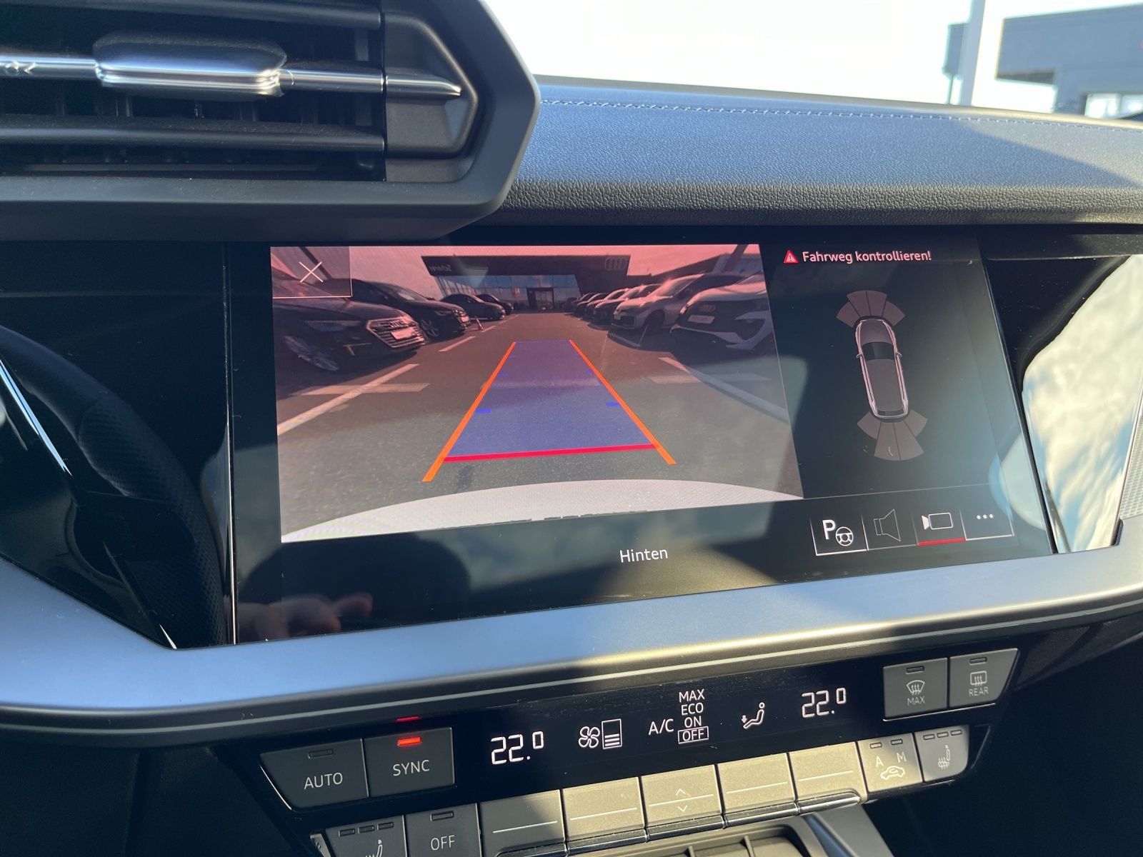 Audi A3 SportbackS line 45 TFSIe PANO SHZ KAM MMI 18"