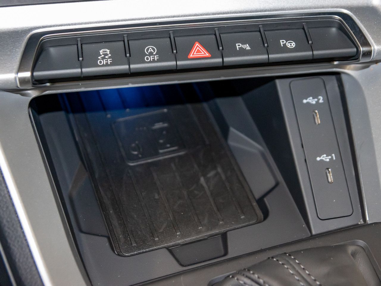 Audi Q3 40 TFSI quattro S tronic - Samsaru's Car Outlet