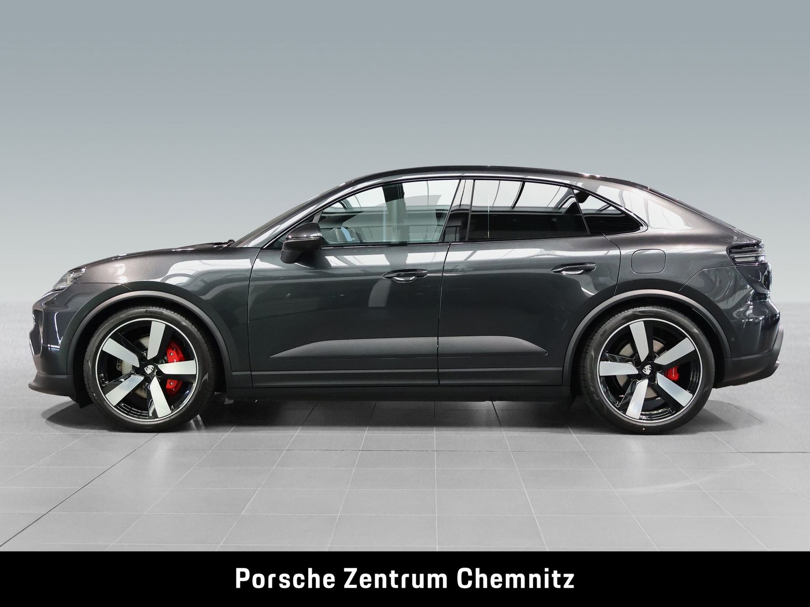 Porsche Macan 4S Electric Luft;Matrix;BOSE;Pano;22Zoll