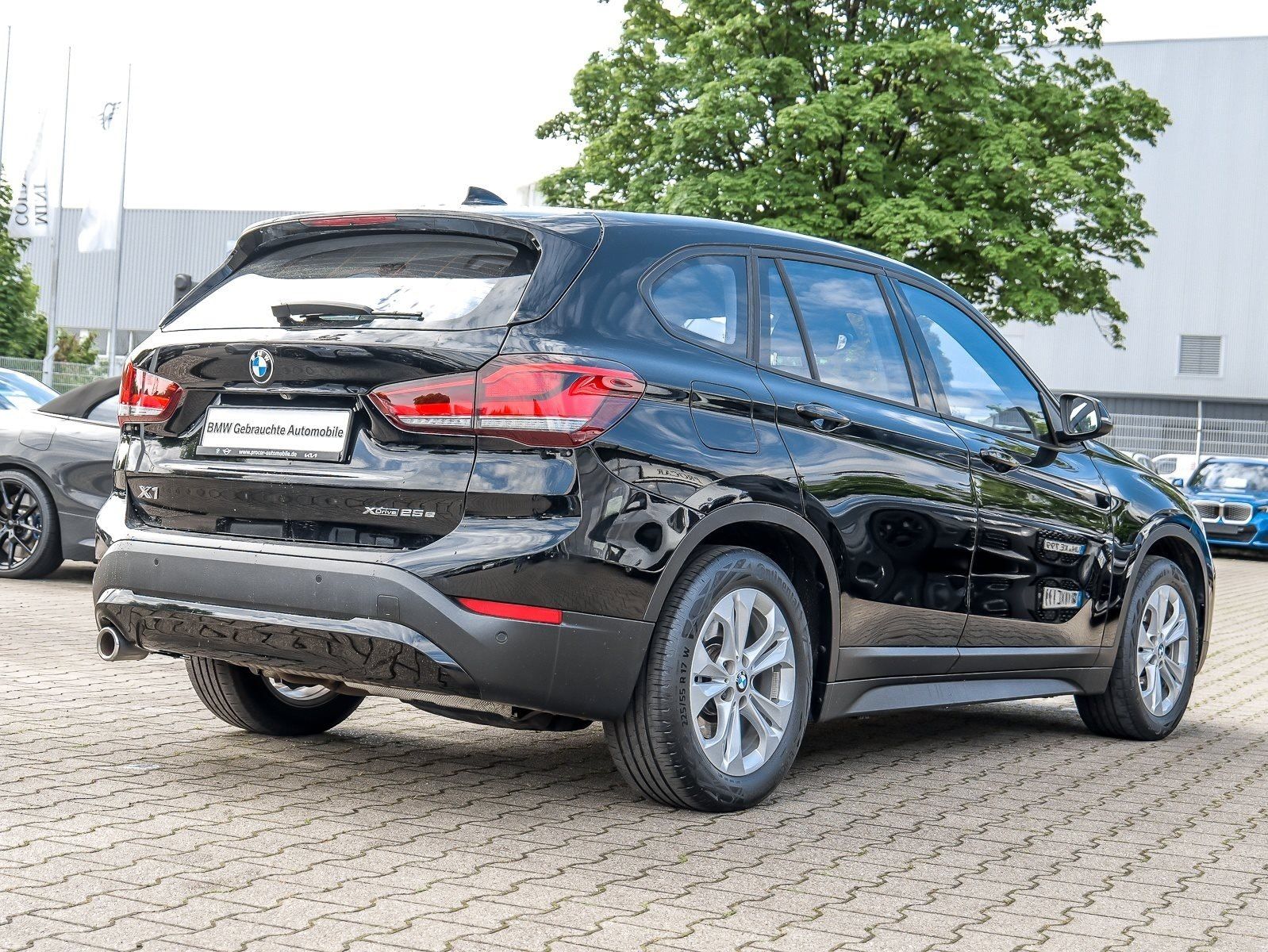 BMW X1 xDrive25e Advantage - Samsaru's Car Outlet