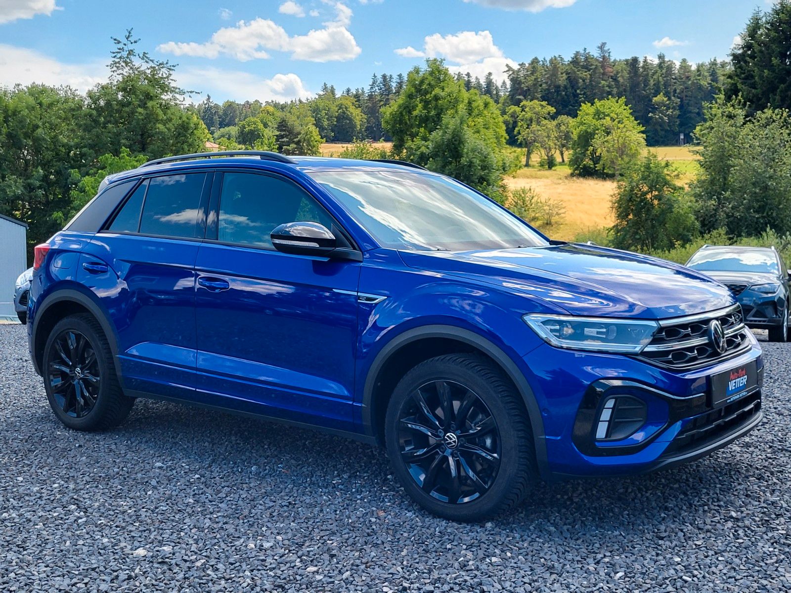 Volkswagen T-Roc R-Line 4Motion - Samsaru's Car Outlet