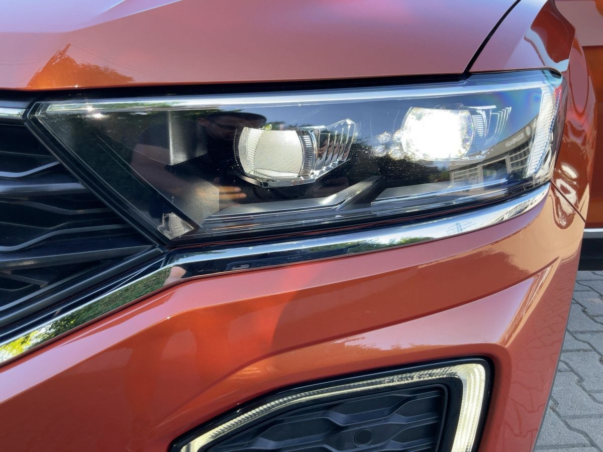 Volkswagen T-Roc 1.0 TSI STYLE - Samsaru's Car Outlet