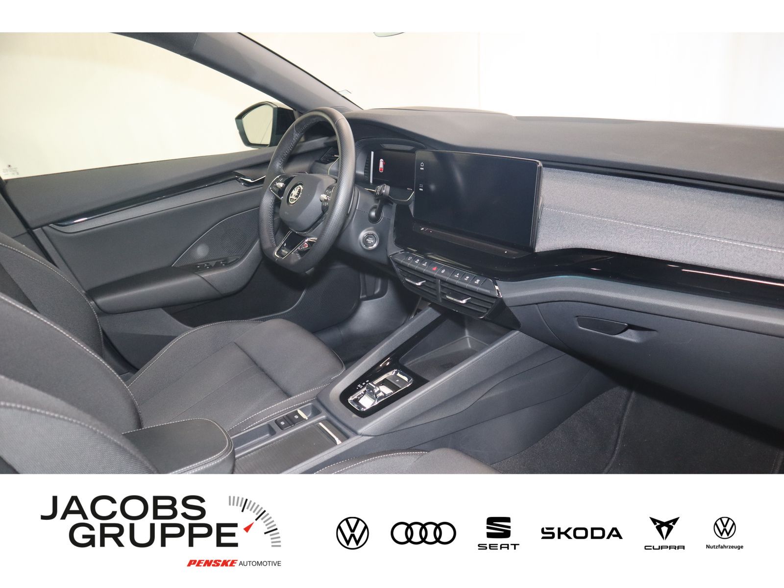 Skoda Octavia Combi 1.4 TSI iV Sportline - Samsaru's Car Outlet