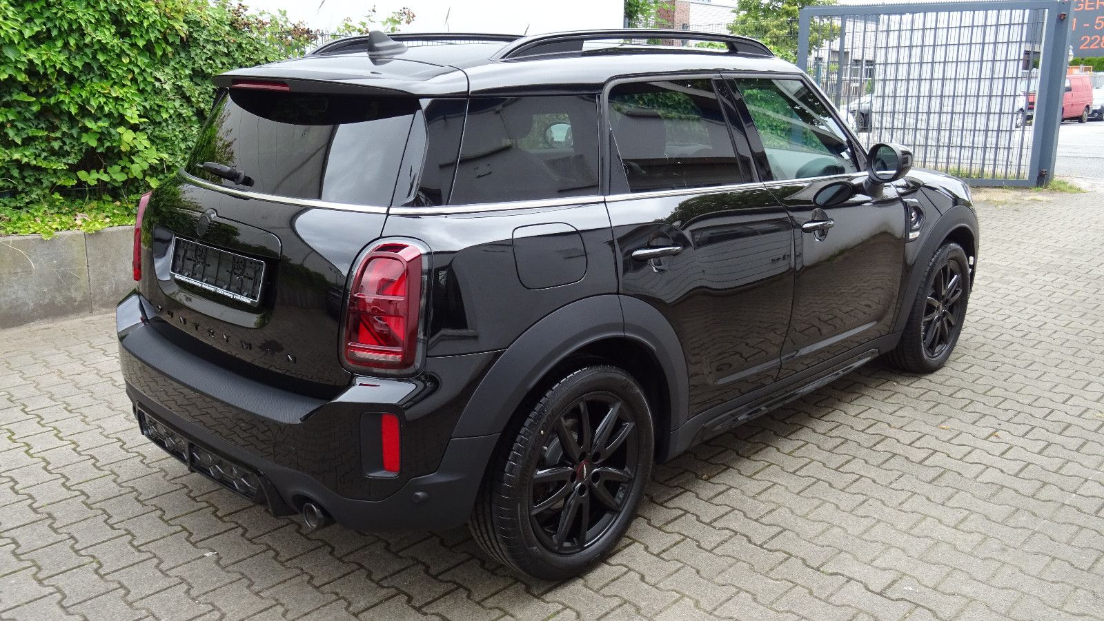 MINI Cooper SD Countryman JCW All4 - Samsaru's Car Outlet