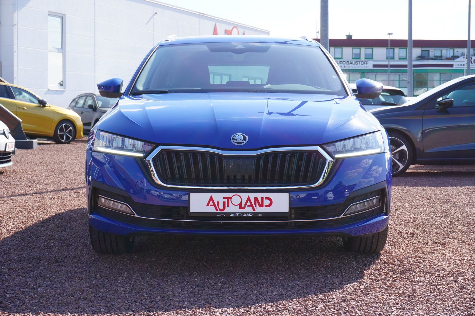 Skoda Octavia Combi 1.4 TSI iV Style - Samsaru's Car Outlet
